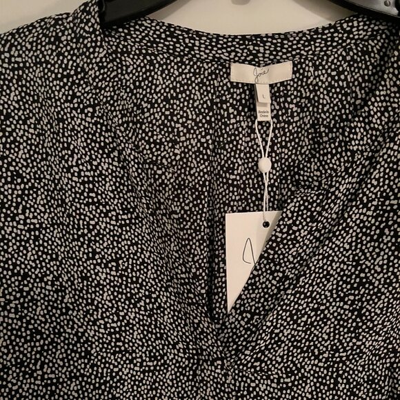 Joie Silk Printed V-Neck Blouse - Picture 2 of 6